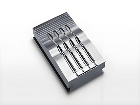  Laser Bite Is Applied To Toothbrush Injection Molds